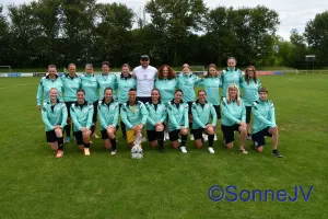 Ein großes Dankeschön von der Damenmannschaft an Oberland Metallbau!